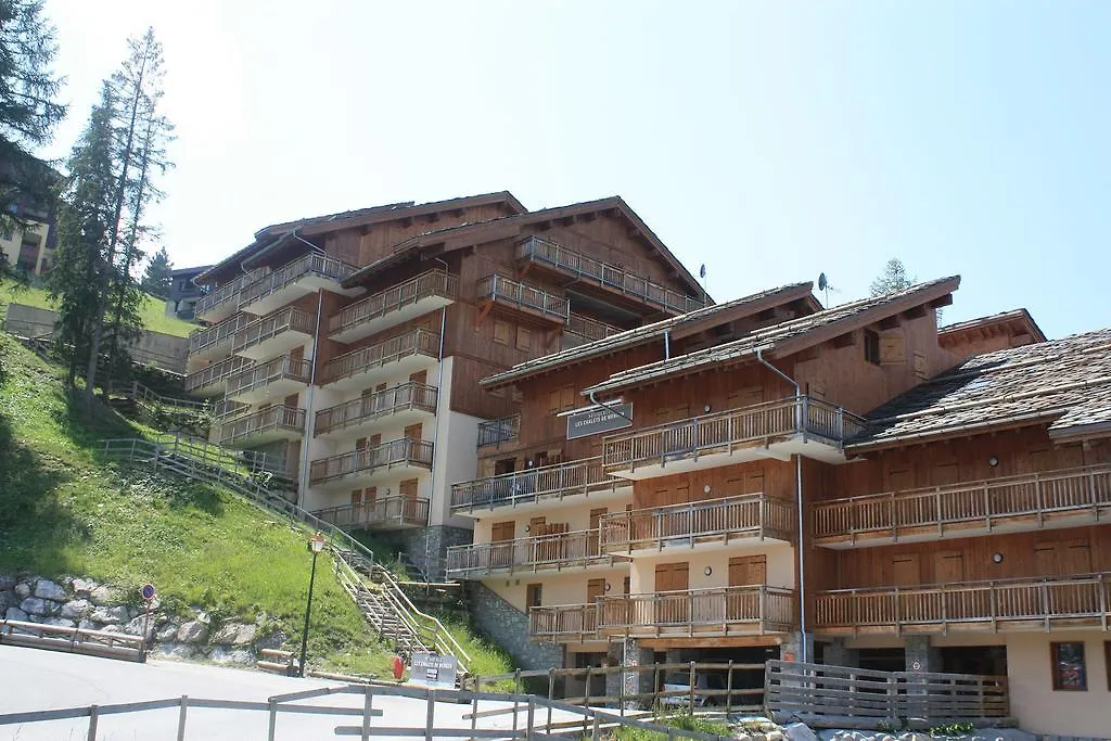Residence Goelia Les Chalets De Wengen La Plagne