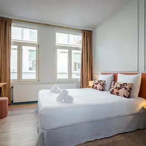 the-saffron-dress.hotelsghent.com/